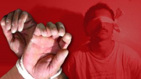 امرأة تقود عصابة وتخطف تاجرا وتصوره عاريا بأم البواقي