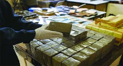 Oran: un chanteur de raï impliqué dans la contrebande de 9 quintaux de kif