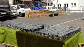 الجيش يحجز أكثر من 1.8 طنا من الكيف بتقرت ويقبض على مهرّبيْن