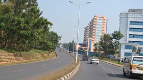 جماهير رواندا تعشق بوقرة وزياني ومستغربة من فضائح شاوشي