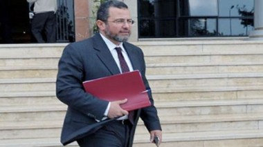 Kindil arrive à Alger