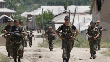 Le Président du Kirghizstan ordonne le déploiement de l’armée dans la capitale