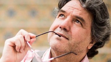 أمين الزاوي ومنطق الحكواتي