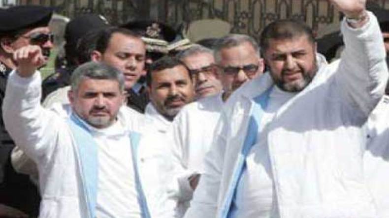 عدوى “استشعار الحرج” تنتقل بين محاكم مصر