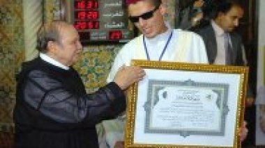 Leilat El Qadr : Bouteflika honore les lauréats du Concours de récitation du Saint Coran