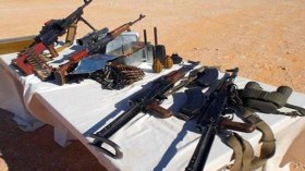 الجيش يوقف مهرّبين ويضبط رشاشا ومخدرات جنوب وغرب الجزائر
