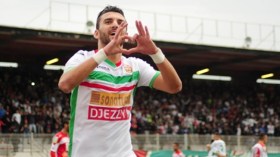 وفاق سطيف وشباب بلوزداد يتنافسان على خدمات مرزوقي