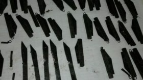 استخراج 40 سكينا من بطن مريض هندي