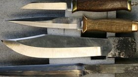 “غاضبون” يهاجمون مقر  شرطة بلكور لتحرير القاتل “جمباز”