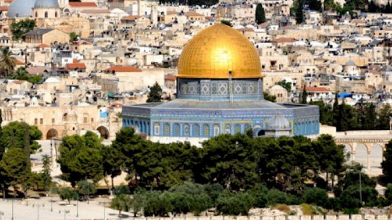 إبعاد فلسطين عن المحاور