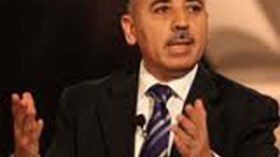 خطاب‭ ‬القذافي‭ ‬لم‭ ‬يكن‭ ‬بصوته‭ ‬وأرجح‭ ‬أنه‭ ‬غادر‭ ‬طرابلس‭ ‬