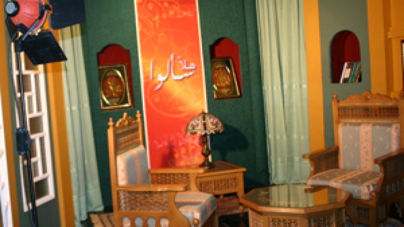 لأول مرة نقل مباشر لصلاتي التراويح والجمعة