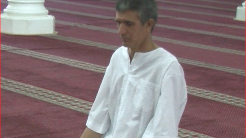 “إلياس”.. قصّة كوبي ملحد أسلم قبل نطقه بالشهادتين؟!