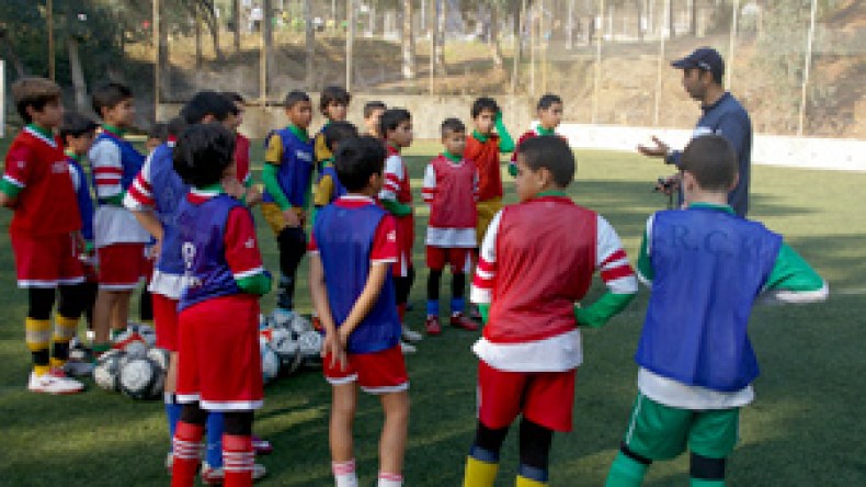 فولنسيان‭ ‬وبارما‭ ‬مهتمان‭ ‬بمشروع أكاديمية‭ ‬الممتازين‭ ‬لكرة‭ ‬القدم‭ ‬بالقبة