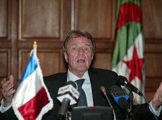French FM Kouchner leaves Algeria without any promise to attend Parisâ€™ summit