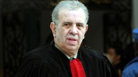 قسنطيني يغير موقفه بشأن تنفيذ عقوبة الإعدام