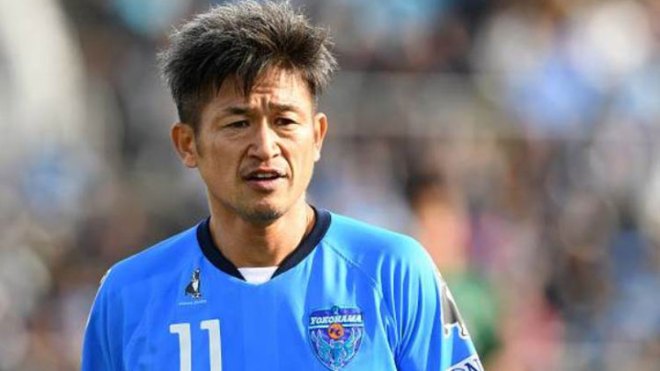 مازال يُمارس الكرة المُحترفة منذ مونديال المكسيك 1986!