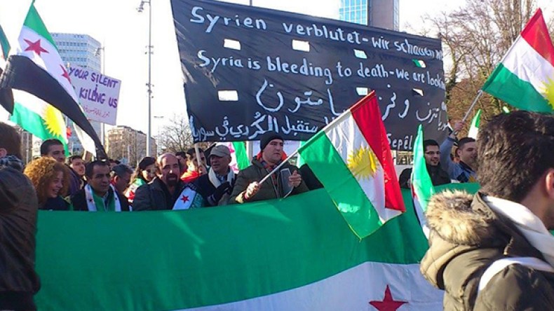 الأكراد يشرعون في تقسيم سوريا