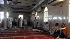 بوتفليقة يعزّي أمير الكويت