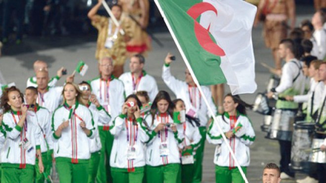 ملياردير يعرض جوائز خيالية لمن يرفع “قسما” في سماء لندن