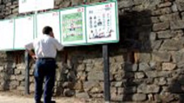 Législatives du 10 mai 2012 : 25.800 candidats contre 12.200 en 2007 (ministère)