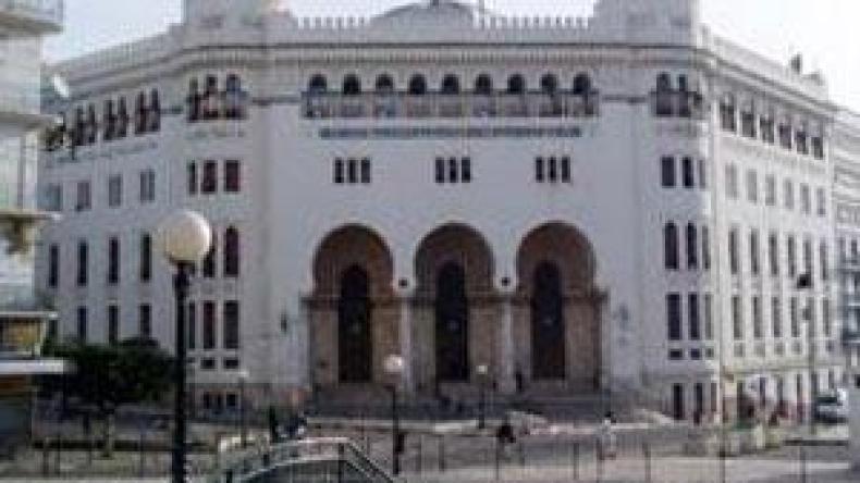 اعتماد بطاقات الدفع الالكترونية في التعاملات التجارية جويلية القادم