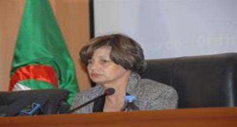 Mme Bendjaballah prône la création de pôles pour accueillir les élèves handicapés