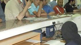 أزمة سيولة خانقة وخدمات شبه مشلولة بجلّ مراكز بريد وهران