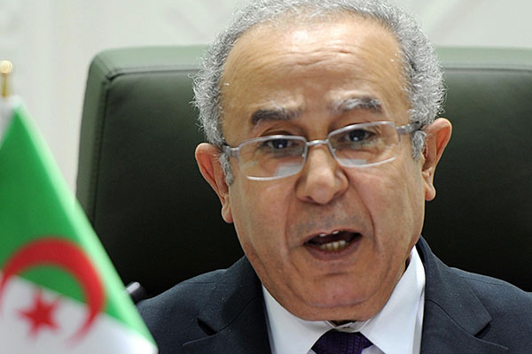 «Panama Papers»: Lamamra convoque l'ambassadeur de France à Alger