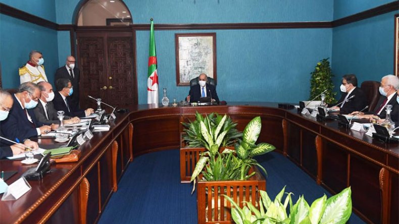 لعرابة لقيادة لجنة مراجعة قانون الانتخابات