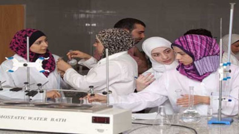 الدولة‭ ‬تتكفل‭ ‬بمصاريف‭ ‬نقل‭ ‬وإقامة‭ ‬الباحث‭ ‬الاستشفائي‭ ‬والأستاذ‭ ‬الباحث‭ ‬