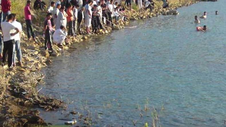 أسامة أراد إنقاذ أخيه محمد.. فماتا سويا بتيارت