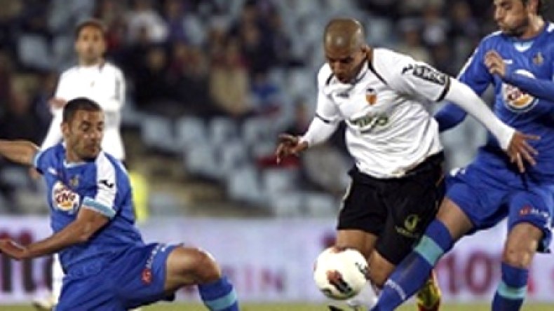 لحسن يتفوق على فيغولي بثلاثية في الليغا