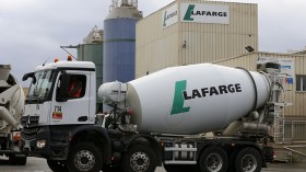 “لافارج” للإسمنت يفتتح أول محطة لمعالجة نفايات المحروقات