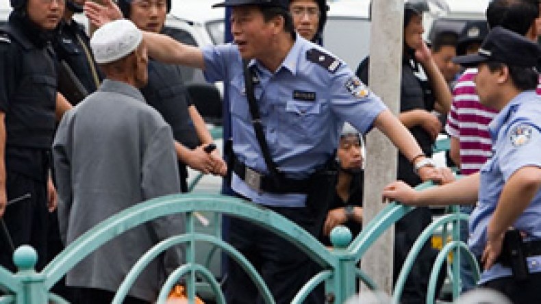 وفاة نحو 200 سجين مسلم إيغوري في الصين