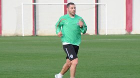 لحسن : ابراهيمي سيلتحق بصفوف المنتخب الوطني عن قريب