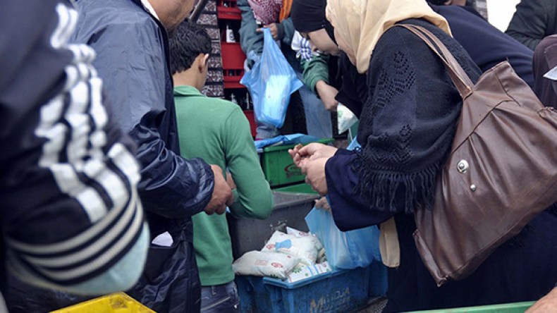 موزعون حوّلوا حليب الفقراء إلى المقاهي والفنادق