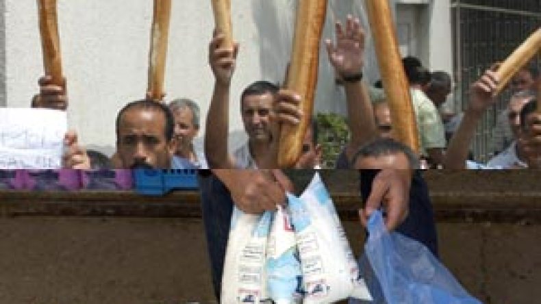 “جيبلي والرياض جنّبا الجزائر تدخل الجيش لتوزيع الحليب والخبز”