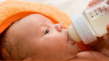 30.000 cas de mortalité infantile par an à cause du lait pour bébés