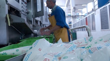 Du lait dans des boites en carton à partir du mars prochain