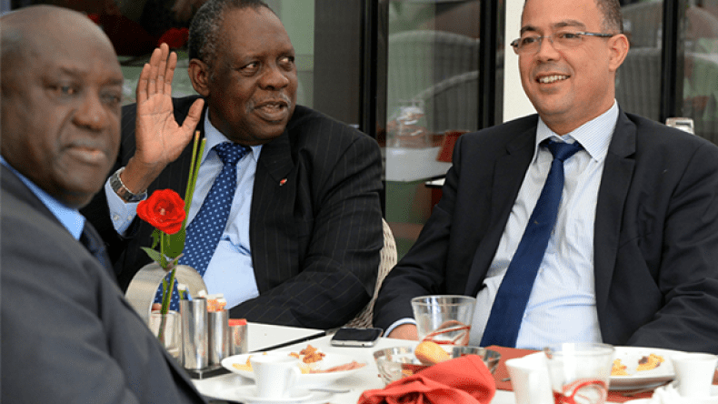 لقجع “ديكتاتور” جديد يطرق أبواب “الكاف” على خطى حياتو