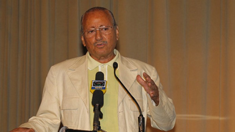 حمينة: “الوهراني فيلم رائع والهجوم عليه غير مؤسس”