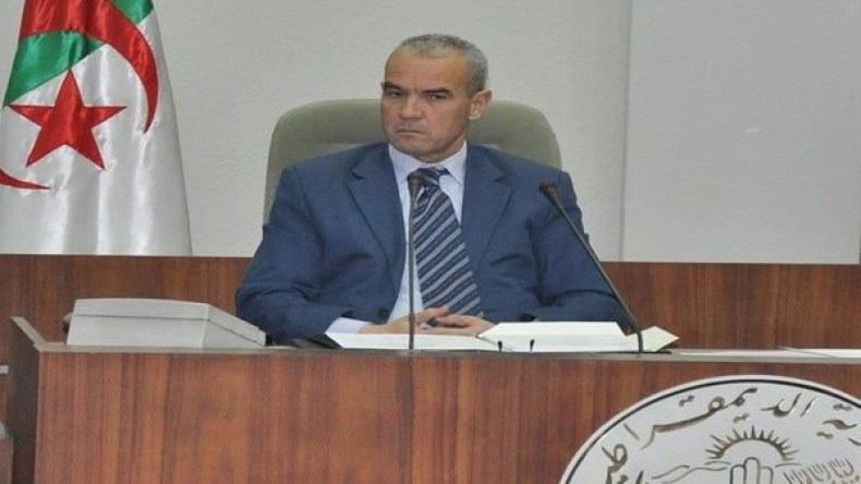 لخضاري رئيسا لكتلة الأفلان