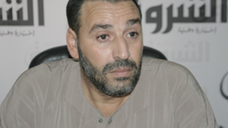 بوخرص بوابا وعجايمي بروفيسورا في “عيادة الحاج لخضر”