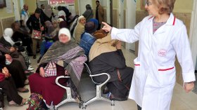 ممرض واحد لكل عشرين مريضا في الجزائر!
