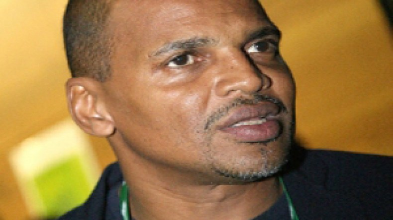 لقاء  الجزائر  ومصر  نهائي  آخر  قبل  الأوان