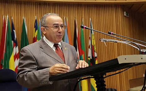 Sahel: Lamamra insiste sur le développement économique pour assurer la sécurité