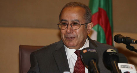 La position de l'Algérie de la crise de légitimité en Égypte dépend de l'Union africaine