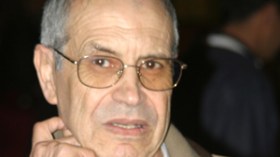 مرباح يروي انتقال إفريقيا “الظلمات إلى النور”