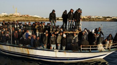 Indonésie: 28 morts et plusieurs disparus dans le naufrage d’un bateau de migrants